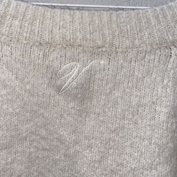 Victoria's Secret fuzzy boat neck boxy sweater size small - Picture 9 of 13